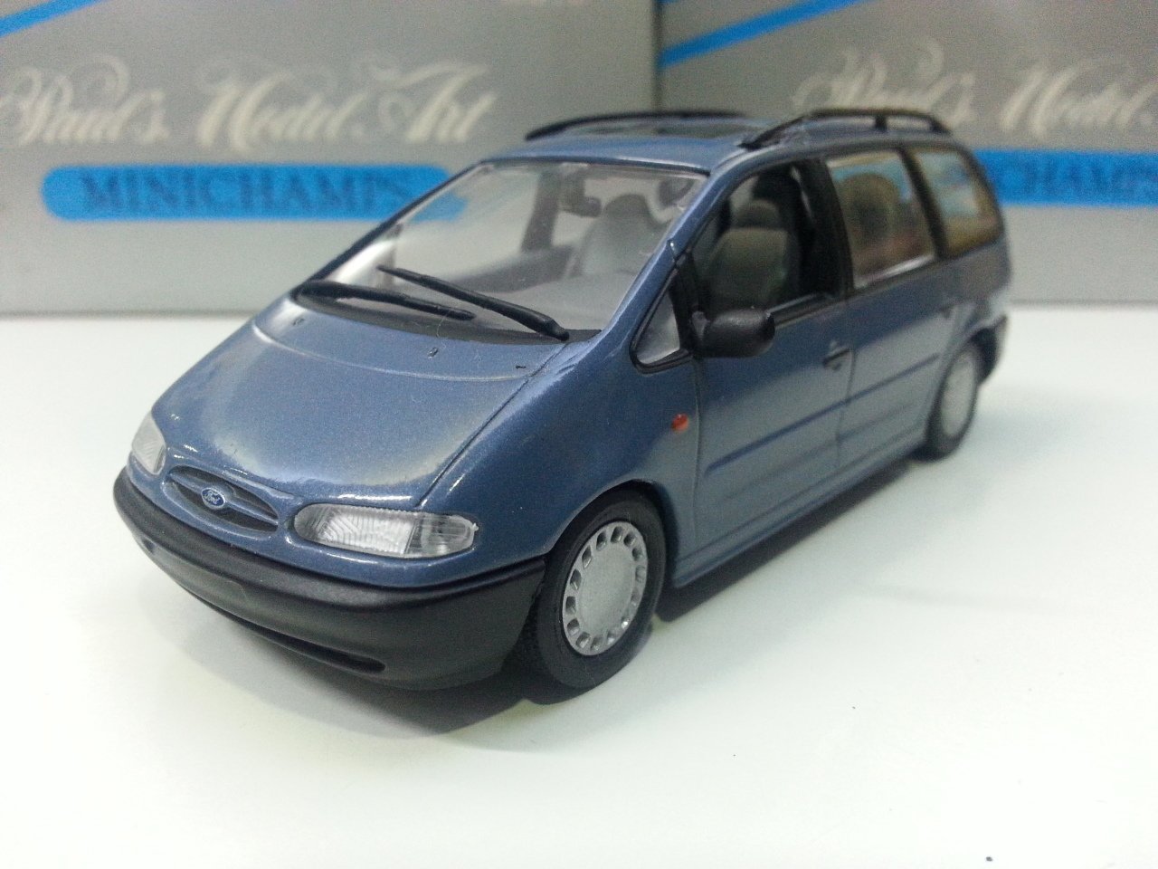Ford Galaxy Year 1996 blue