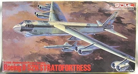 1/200 BOEING B52H STRATOFORTRESS DML NO:2002