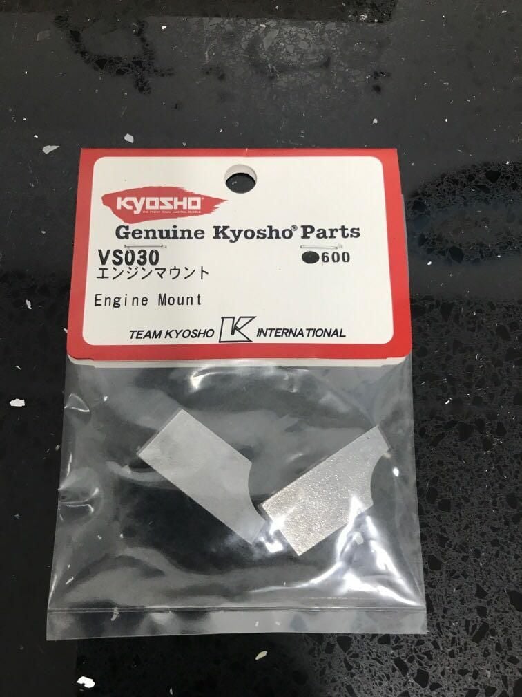VS030 KYOSHO ENGINE-MOUNT (FW05R-1/10)