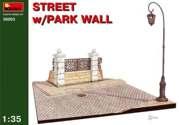 1/35 Street with Park Wall