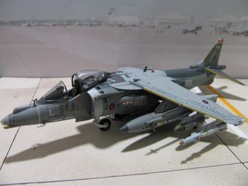 1/72 HARRIER GR-5 04038