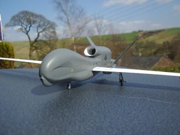 1:72 DRONE RQ-4 GLOBAL HAWK NO.1298