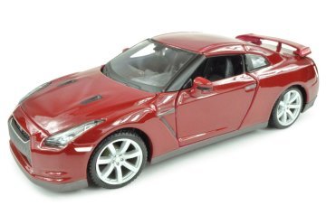 Nissan Skyline GT-R / Red 1/18