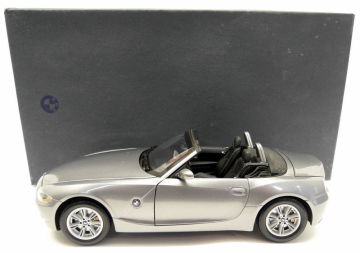 BMW Z4 Roadster Metallic grey
