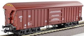 Roco DB'nin 4 akslı döner tavan vagonu