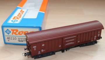 Roco DB'nin 4 akslı döner tavan vagonu