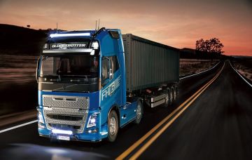 1/14 Volvo FH16 Globetrotter XL 750 4X2