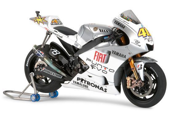 1/12 YZR-M1 '09 Fiat Yamaha Estoril