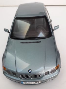 1/18 BMW 3.25i Compact Diecast Model KYOSHO