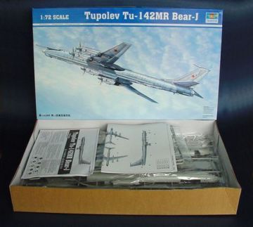 1/72 Tupolev Tu-142MR Bear-J
