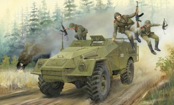 TRU05517 1/35 Russian BTR-40 APC