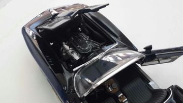 1/18 Corvette Diecast Model