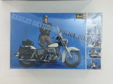 Harley Davidson Motorcycle Bike 1:8 'Police'