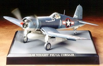 1/48 F4U,1A (Propeller Action)